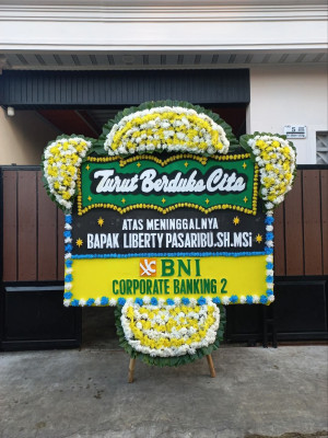 Papan Bunga Duka di Situ Gede