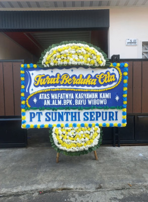 Papan Bunga Duka di Situ Gede